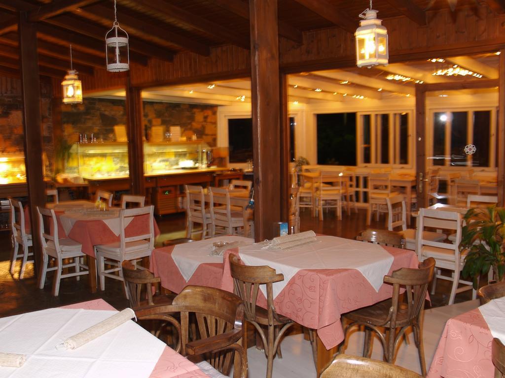 Cretan Village Hotel Amoudara  Exteriör bild